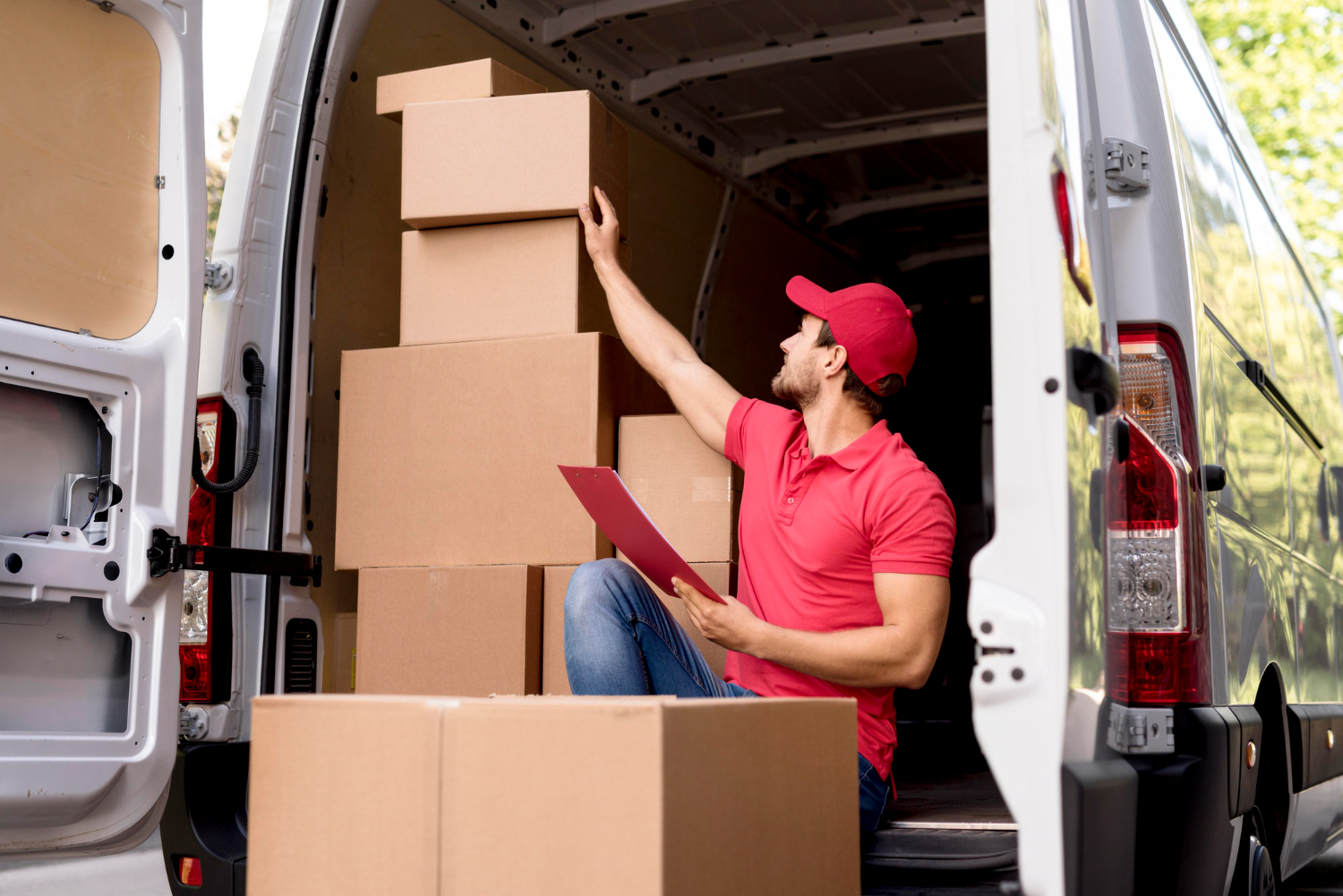 your comprehensive guide to hire the best movers in fujairah uae